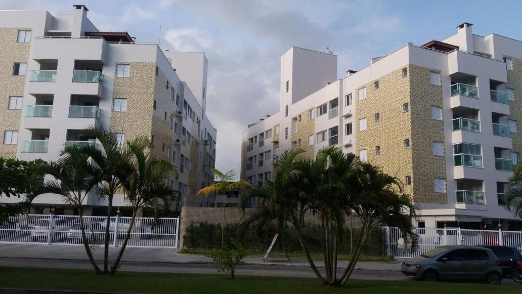 Apartamento com lazer completo Ubatuba Exterior foto
